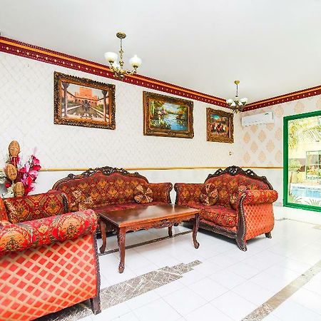 Oyo 168 Al Raha Hotel Apartments Charjah Extérieur photo